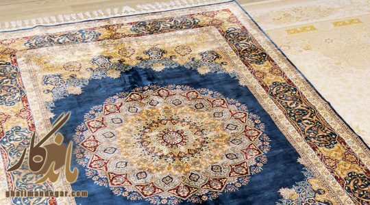 ویژگی‌های قالی ابریشمی